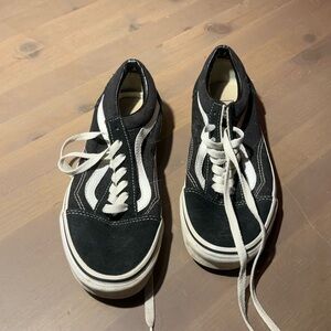 Black and White Sneakers size 4.5Y size 6